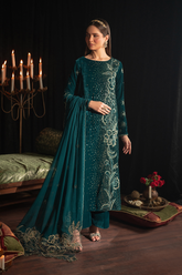 Iznik Velvet Embroidered 3 Piece